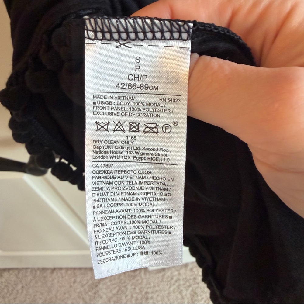 Banana Republic Black Sleeveless Pom-Pom Trim Top Size S - Picture 5 of 8